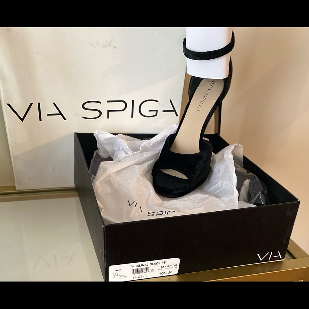 Via Spiga Strappy Heels